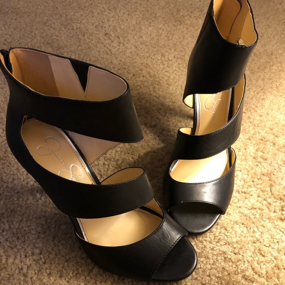 Size 7.5 Jessica Simpson Heels